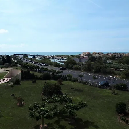 Port Nature Colline - Pieces 964 - Naturiste * Agde